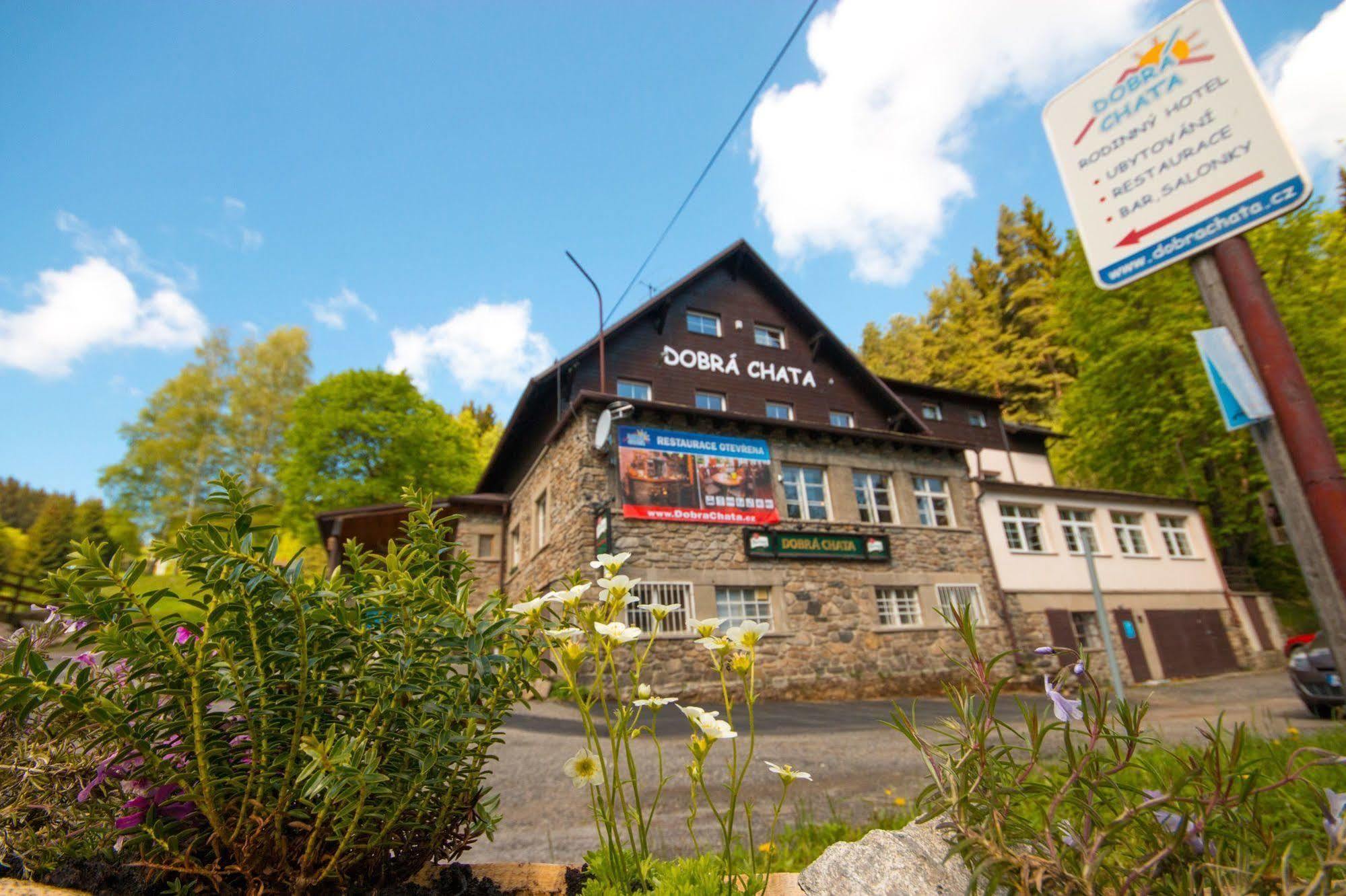 Horsky Hotel Dobra Chata Stachy Dış mekan fotoğraf