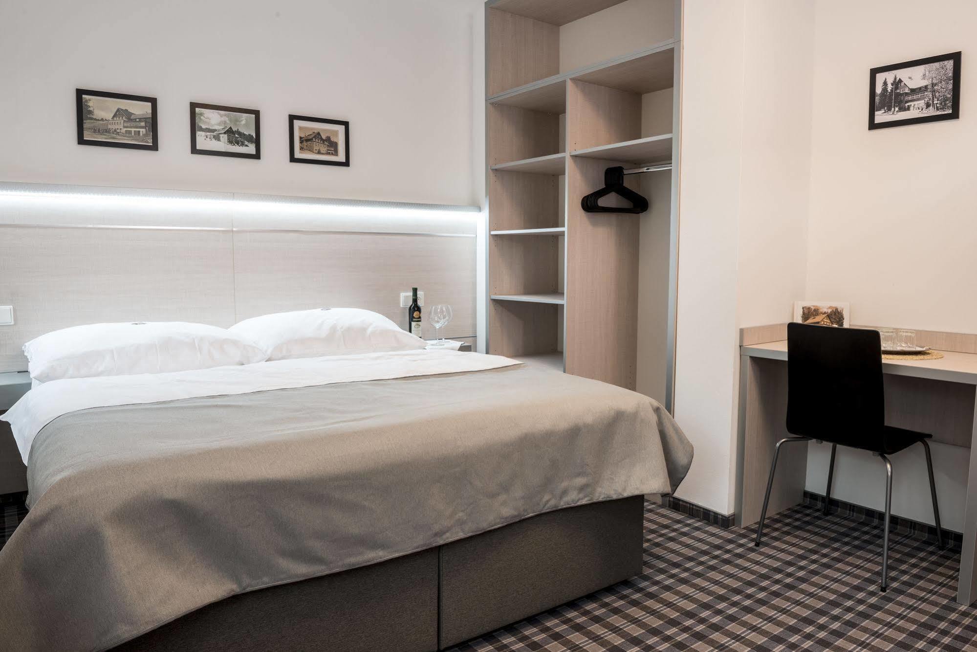 Horsky Hotel Dobra Chata Stachy Dış mekan fotoğraf