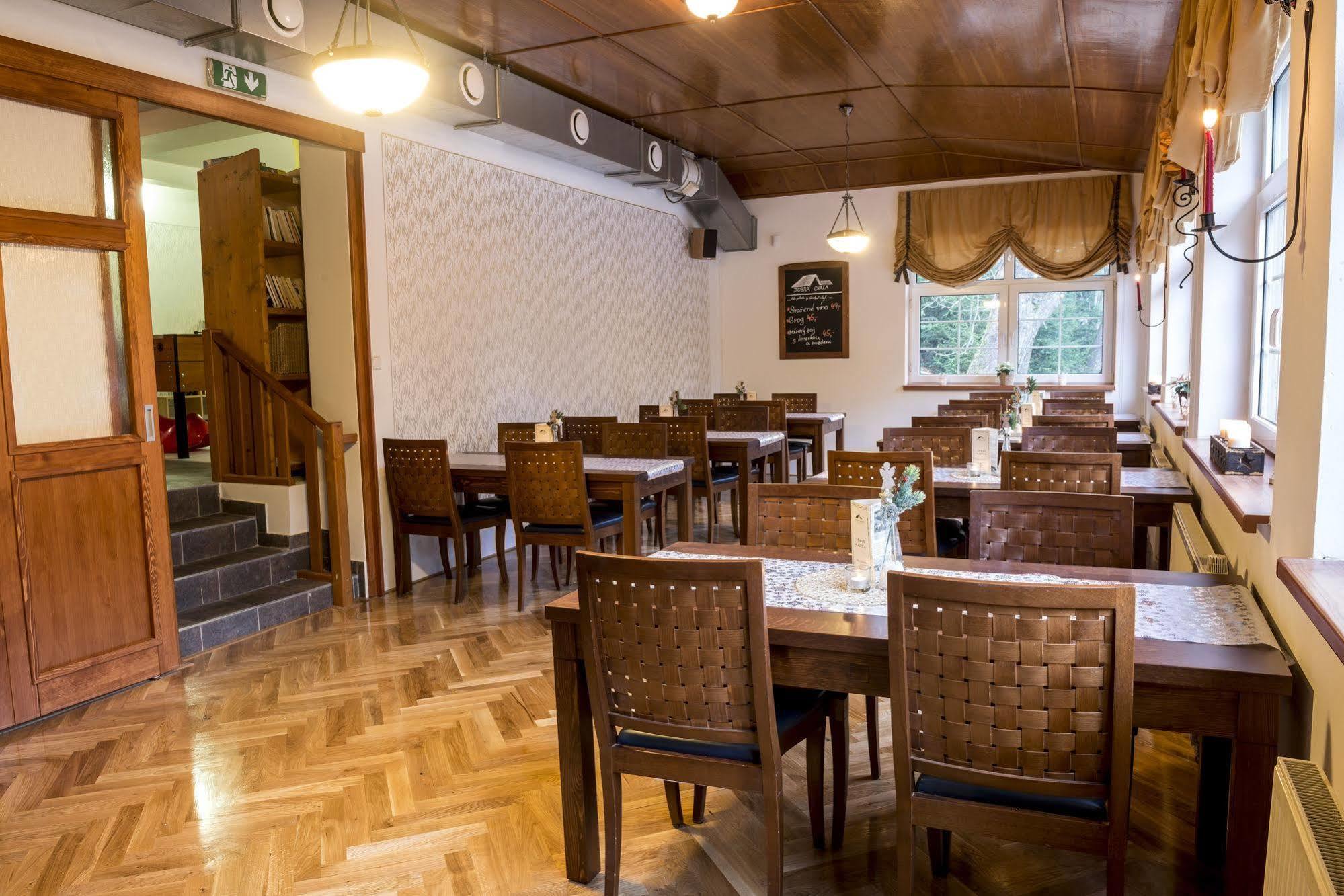 Horsky Hotel Dobra Chata Stachy Dış mekan fotoğraf